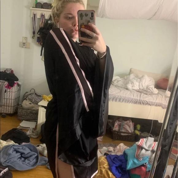 Victoria Secret Satin Robe - Picture 5 of 6